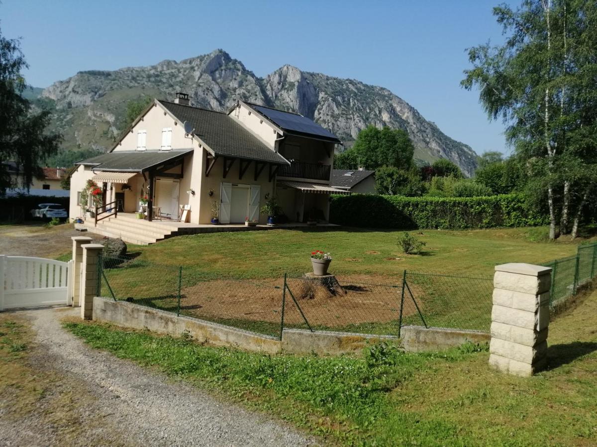 A La Joie De Vivre Chez L'Habitant Banat Exterior foto
